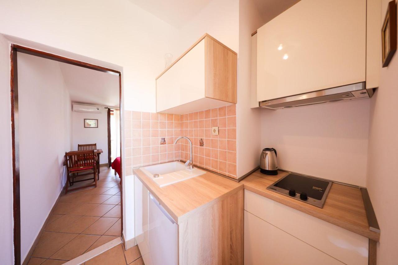 Apartmani Vesna บาร์บินเย ภายนอก รูปภาพ